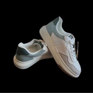 Universal Thread White and Gray Sneakers
